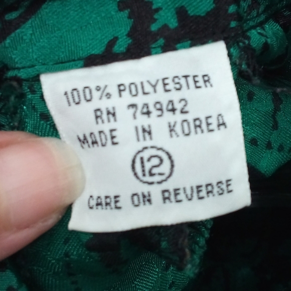 Vintage AK Collectible Made in Korea Green Shiny Paisley Halloween Blouse 12 - Picture 8 of 9